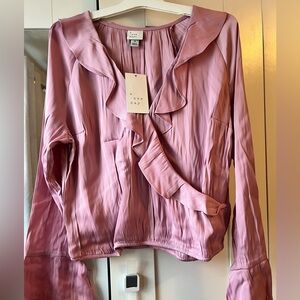 a new day size Medium Dusty Rose Ruffle Blouse NWT